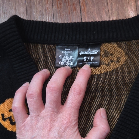 Disney The Nightmare Before Christmas Black & Orange Knit Cardigan - Picture 3 of 3